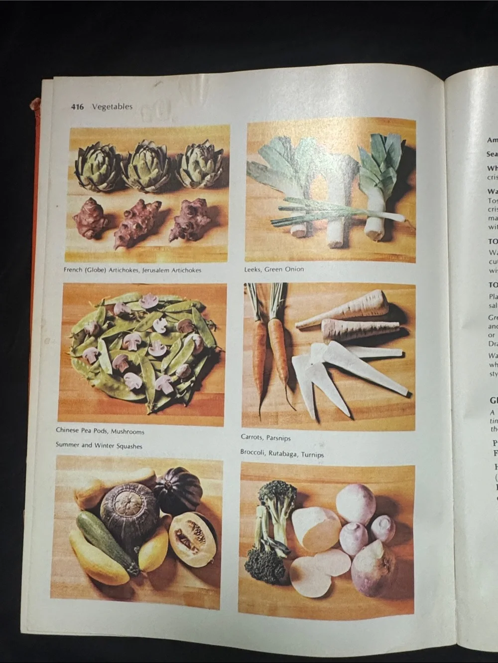 Betty Crocker vintage Cookbook with Pie cover Food Wheel Cover - Picture 5 of 7